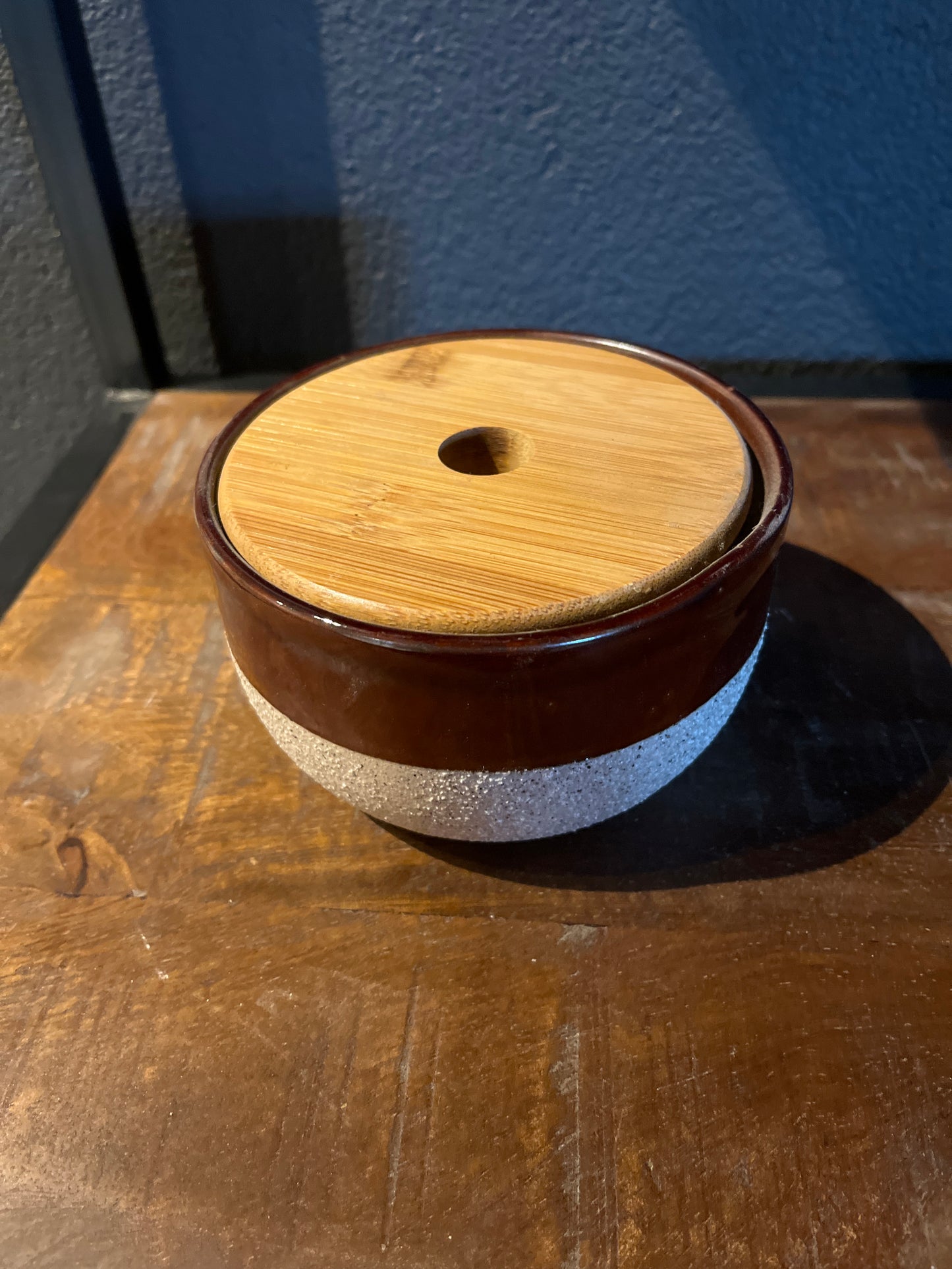 Jar w/lid brown stoneware | bloomingville