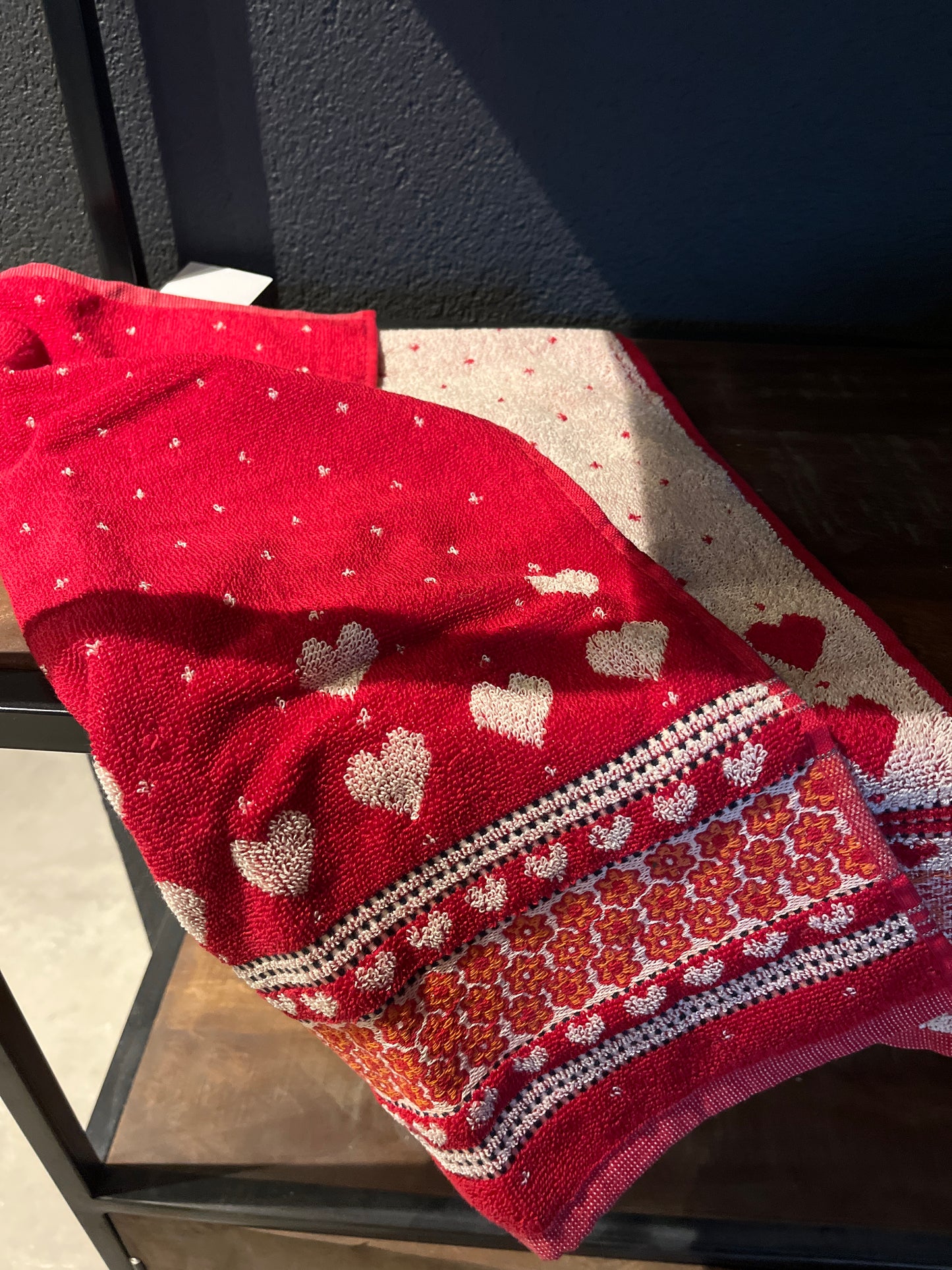 Towel red | Bunzlau Castle
